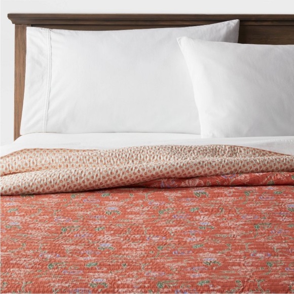 SALE🌑🌑🌑Threshold TWIN quilt & sham - Picture 5 of 6